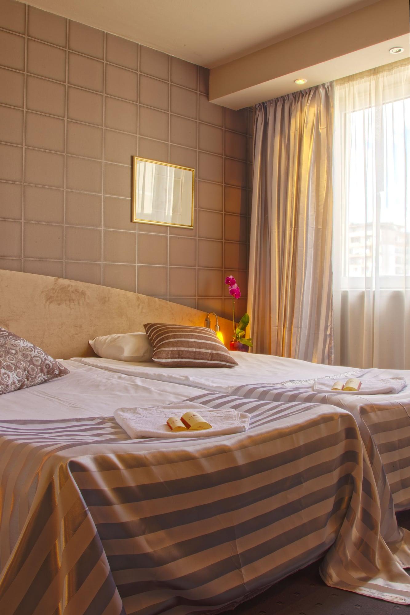 Triada Hotel Sofia Eksteriør billede