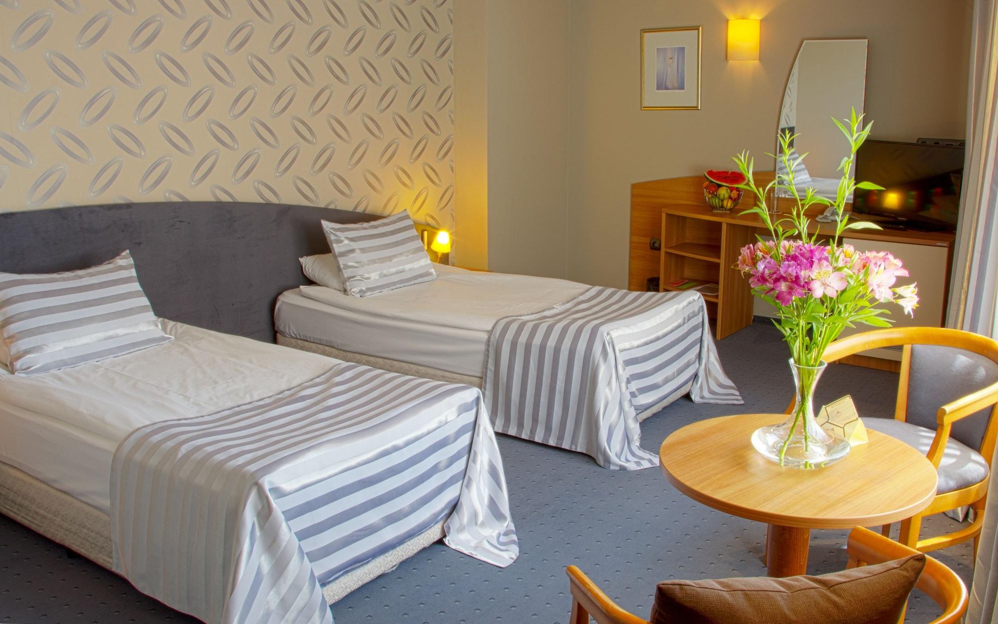 Triada Hotel Sofia Eksteriør billede