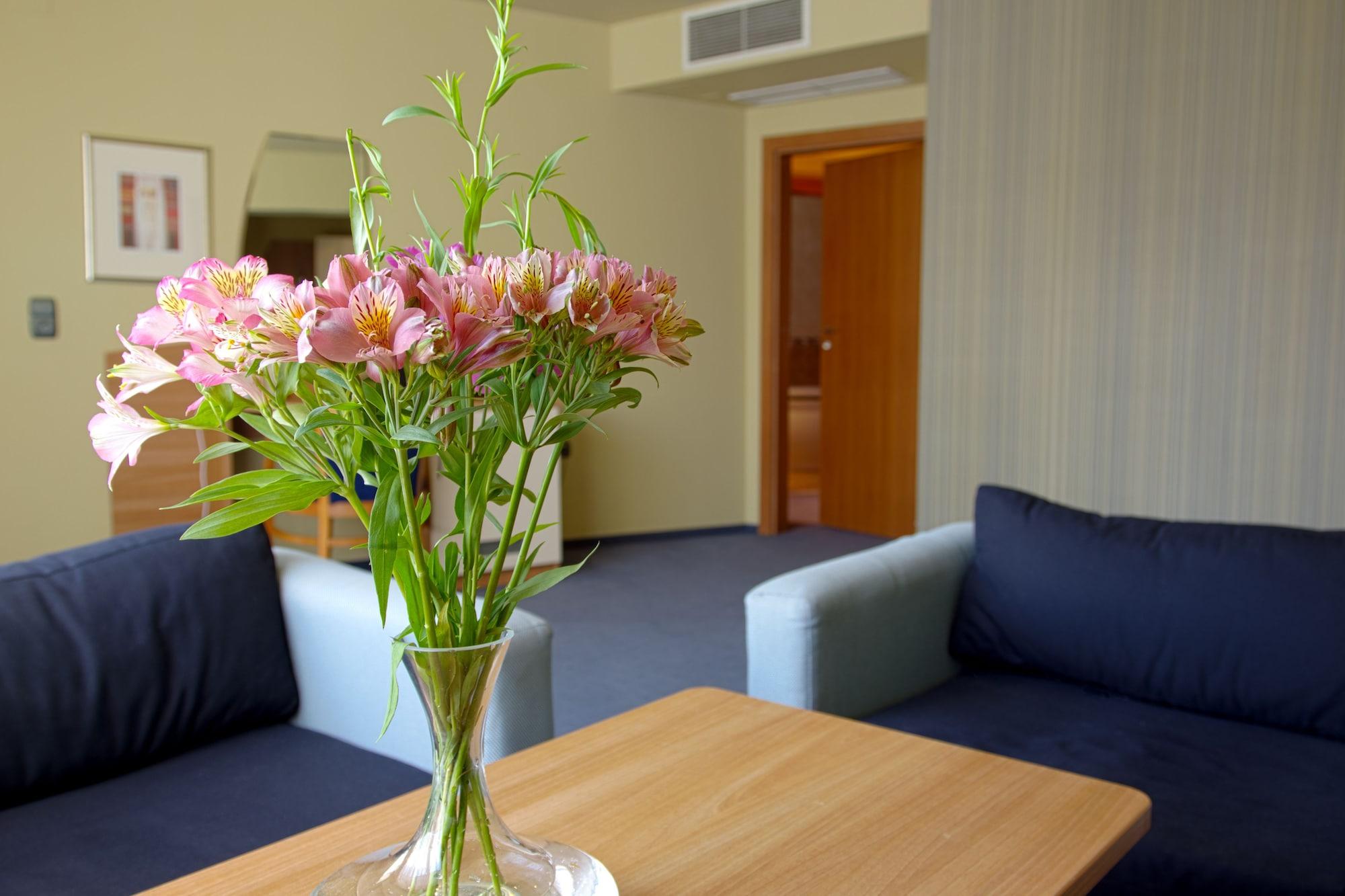 Triada Hotel Sofia Eksteriør billede