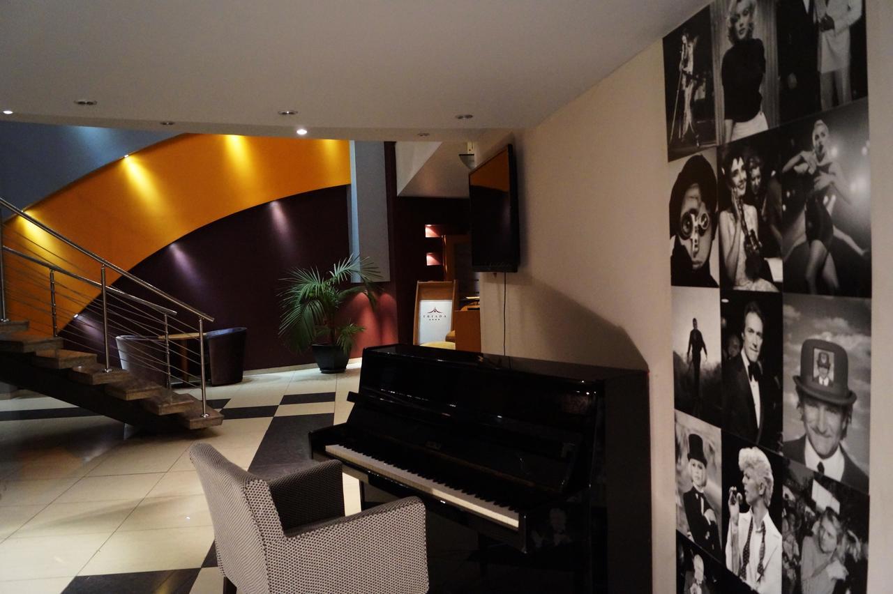 Triada Hotel Sofia Eksteriør billede