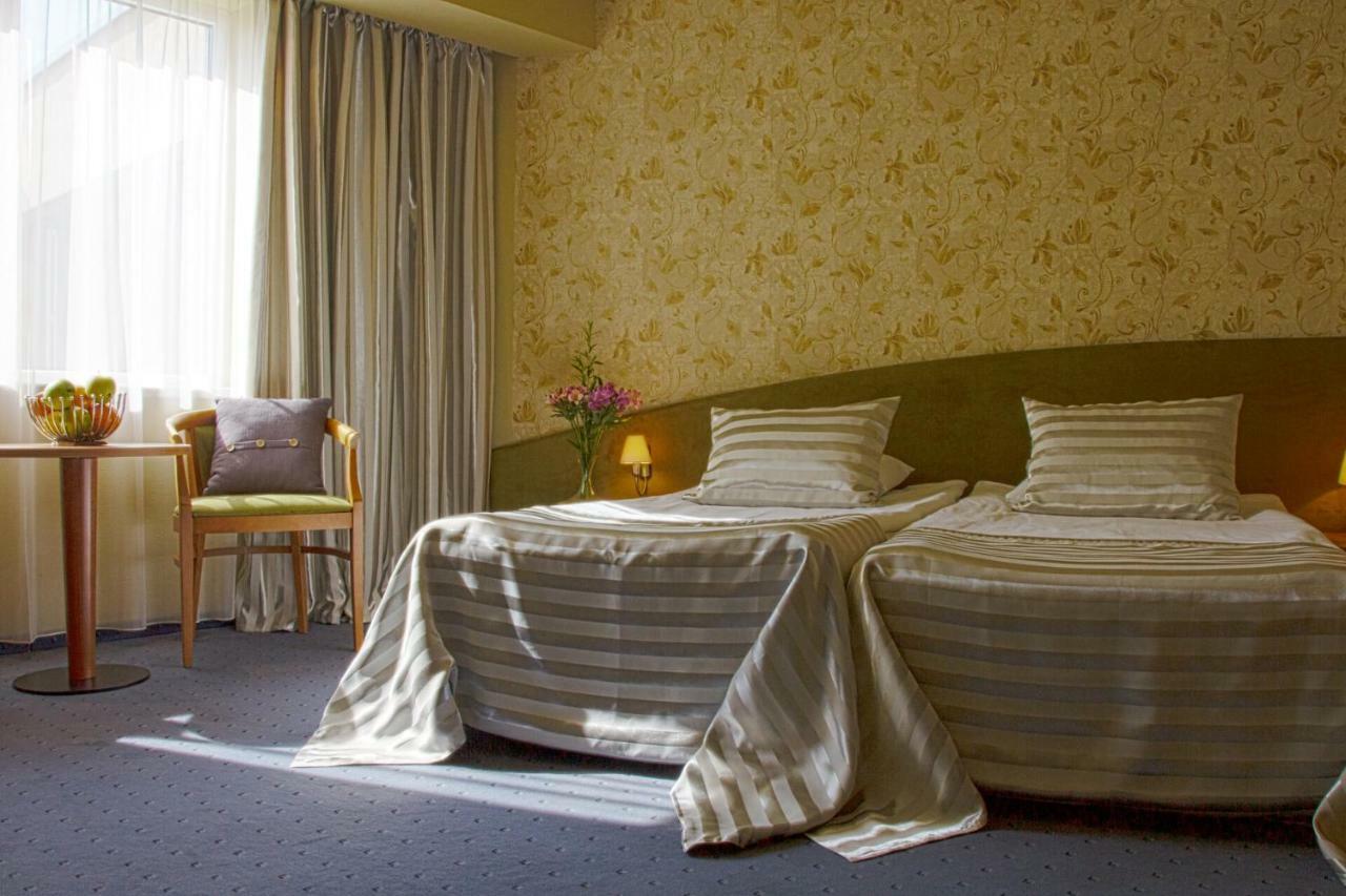 Triada Hotel Sofia Eksteriør billede